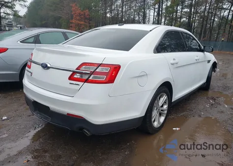 2015 Ford Taurus Se z USA, uszkodzony, nr VIN 1FAHP2D89FG189327